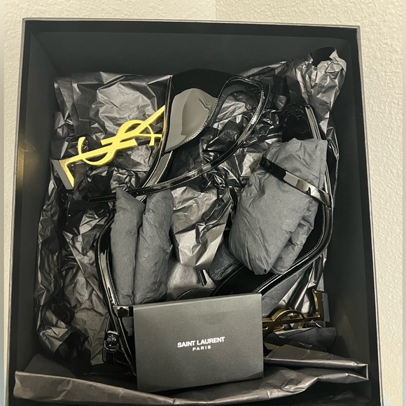 Saint Laurent Opyum Sandals in Patent Leather with Gold-tone Heel - Picture 4 of 6